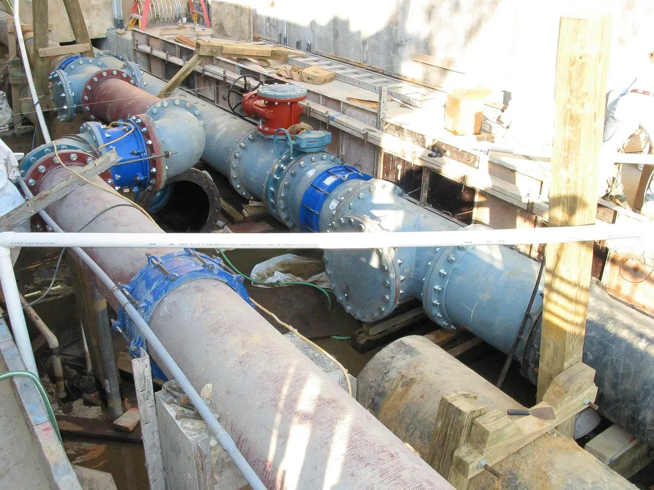 HVille-060408-034-2 Tie-Ins, Bypassing and Emergency Repairs